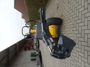 Petite pelleteuse10