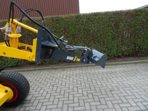 Petite pelleteuse7
